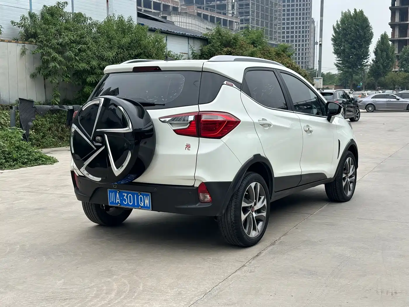 BYD Yuan 2016 1.5L Automatic Elegance фото 6