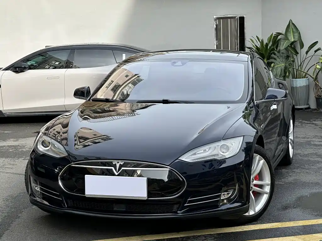 Tesla Model S 2016 2014 Model S P85