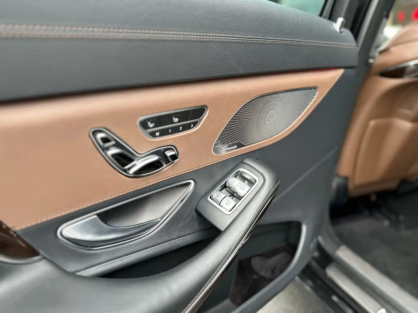 Mercedes-Benz Maybach S-Class 2019 S 450 4MATIC фото 12