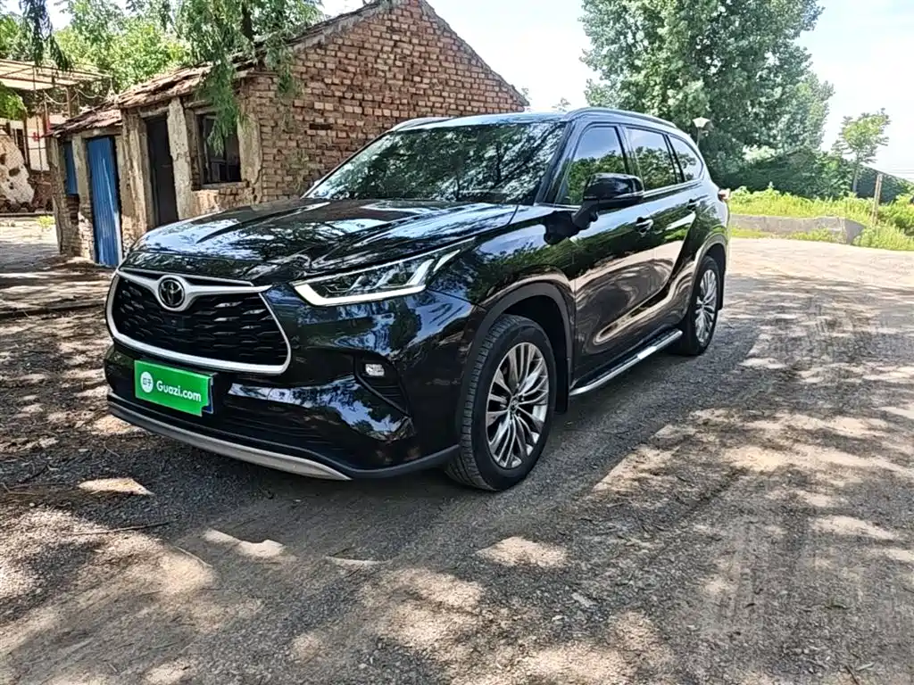 Toyota Highlander 2022 380T 4WD Luxury 7-Seater фото 2