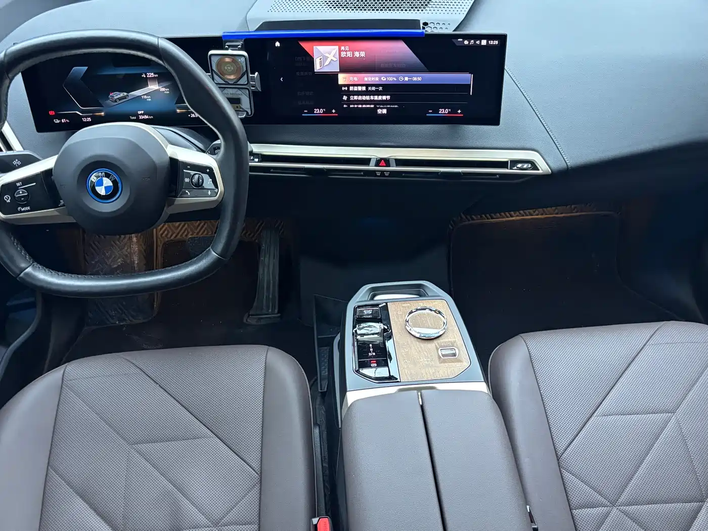 BMW iX 2022 xDrive40 фото 13