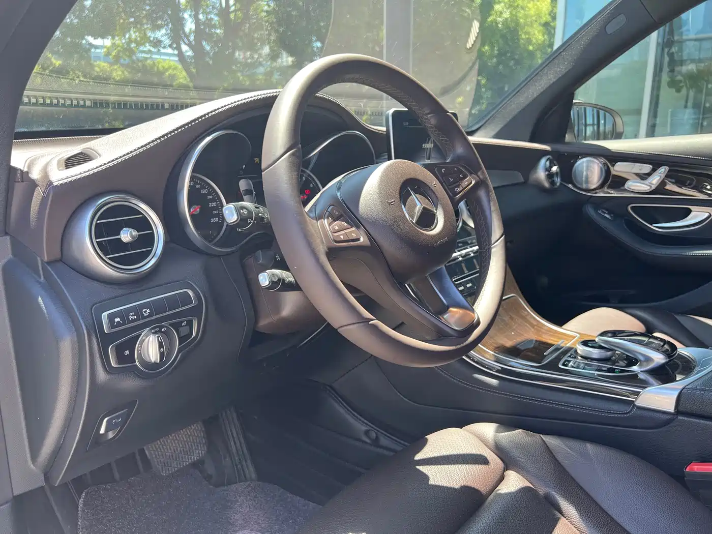 Mercedes-Benz GLC 2019 GLC 260 4MATIC Dynamic фото 6