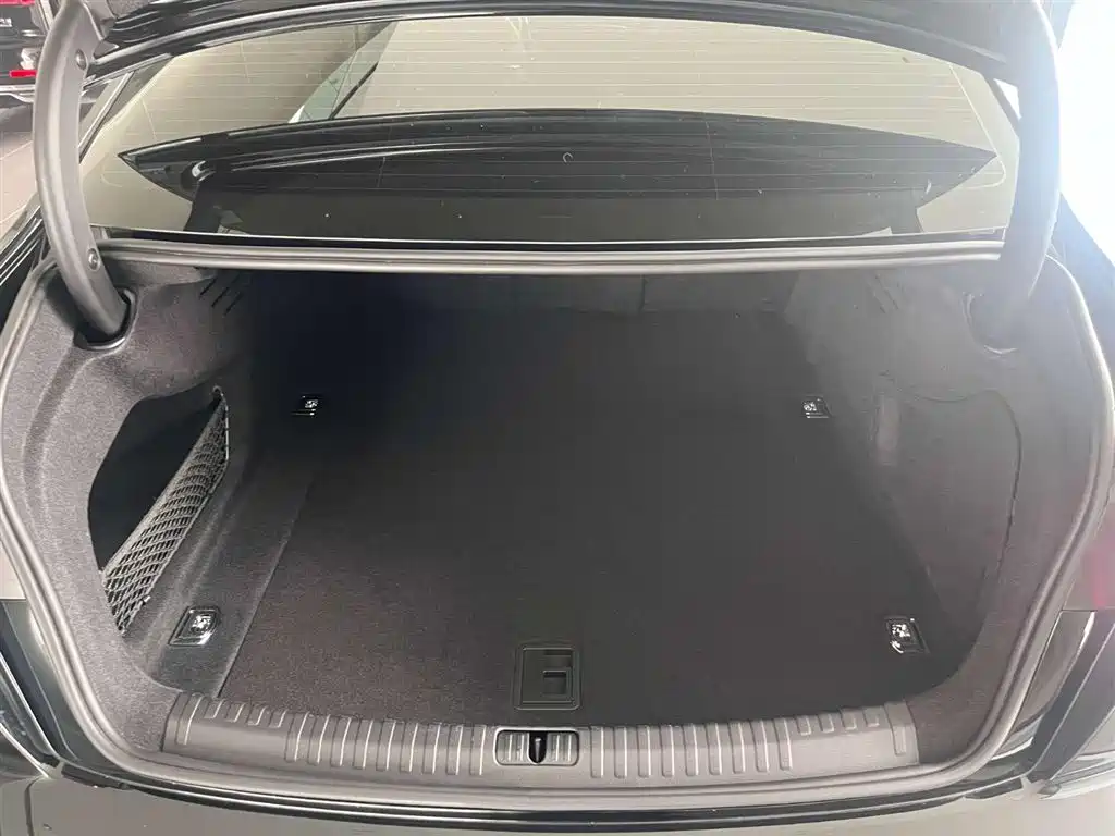 Audi A6L 2025 45 TFSI quattro Premium Sport фото 15