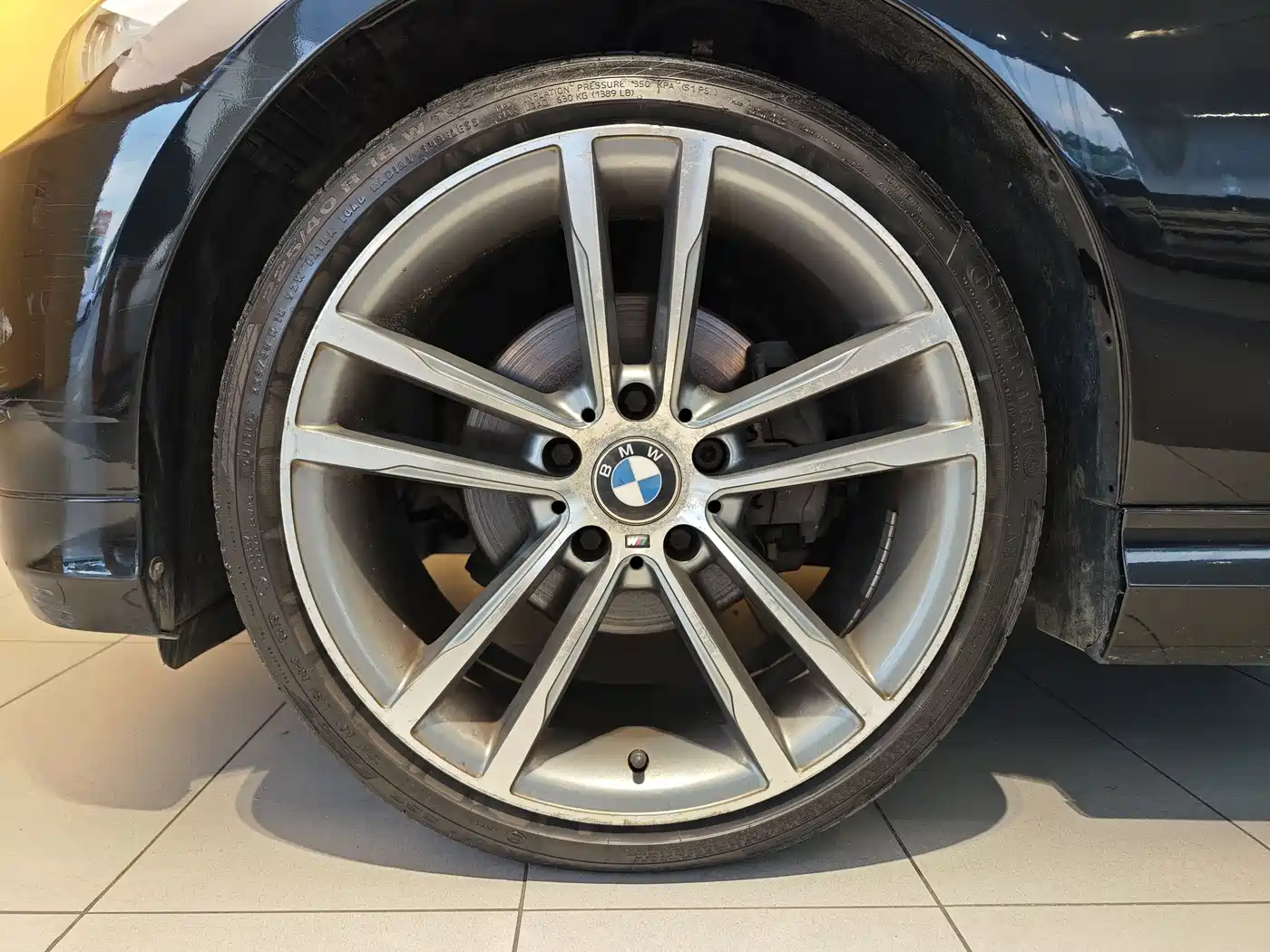 BMW 3 Series 2010 320i Luxury фото 6