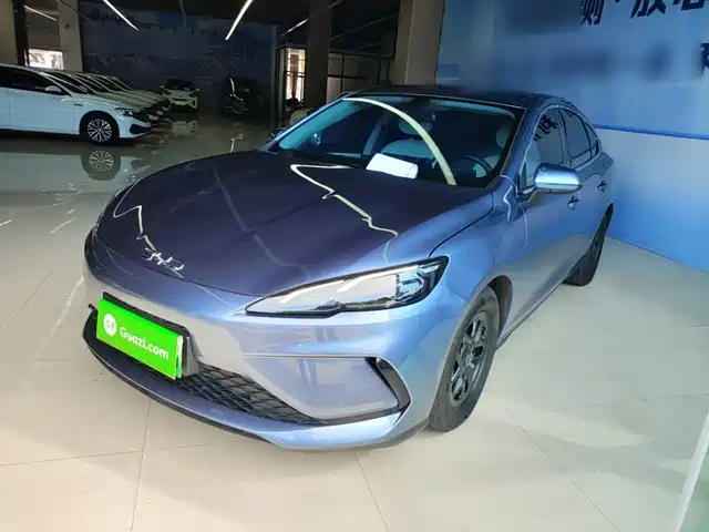 BYD Hai Bao 05 DM-i 2025