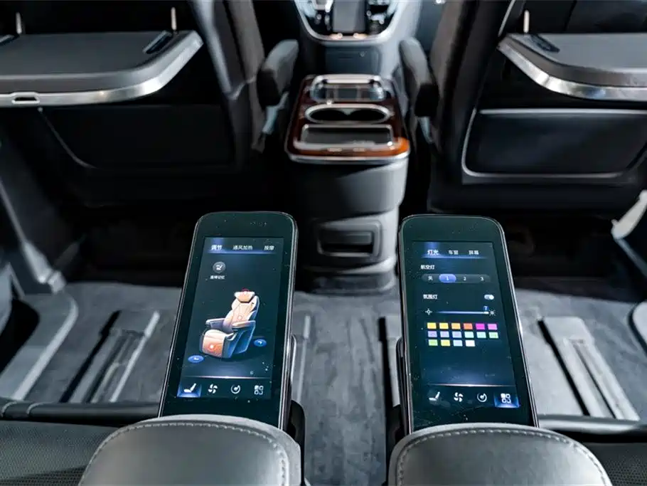 Hongqi HQ9 2024 Model 2.0T Luxury Edition фото 29
