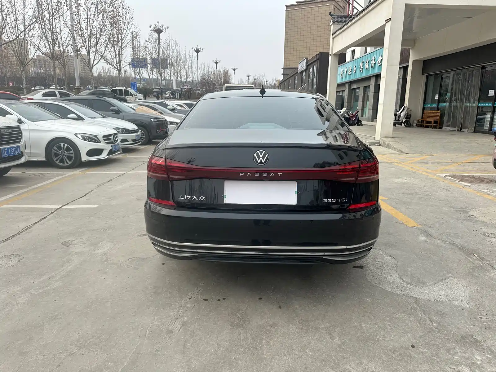 Фото 8 - Volkswagen Passat