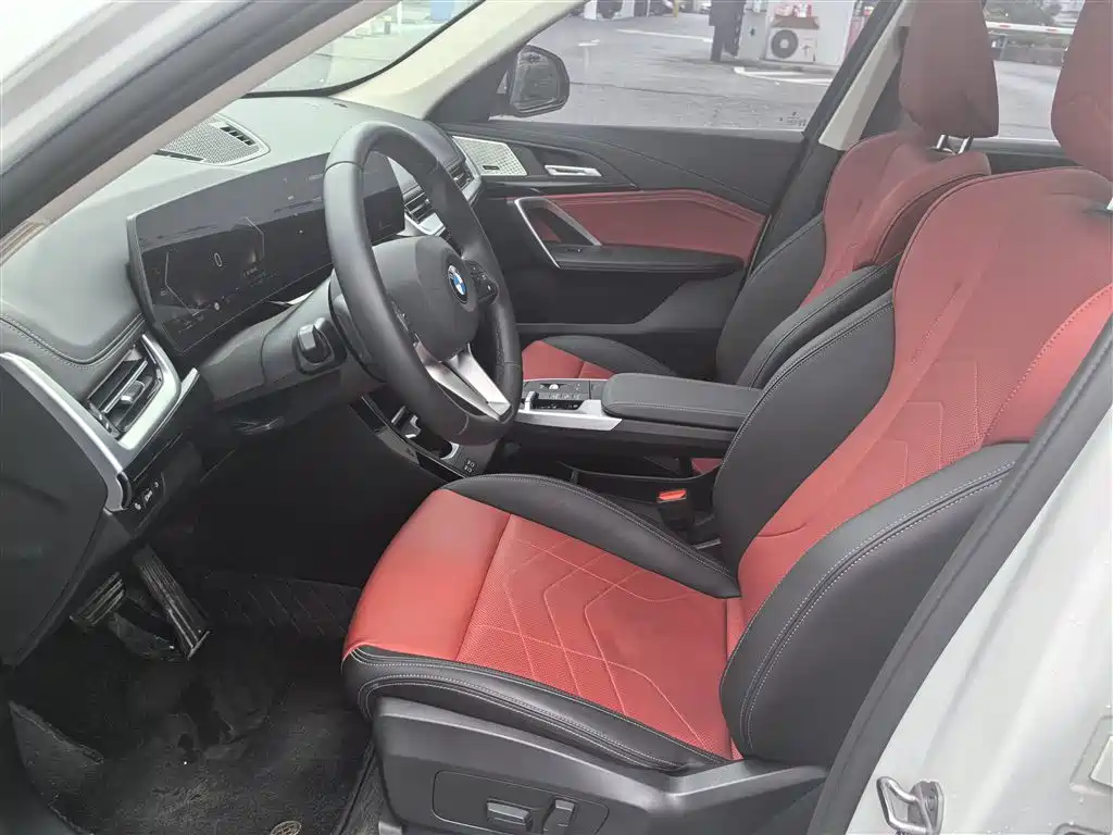 BMW X1 2024 sDrive25Li X Design Package фото 4