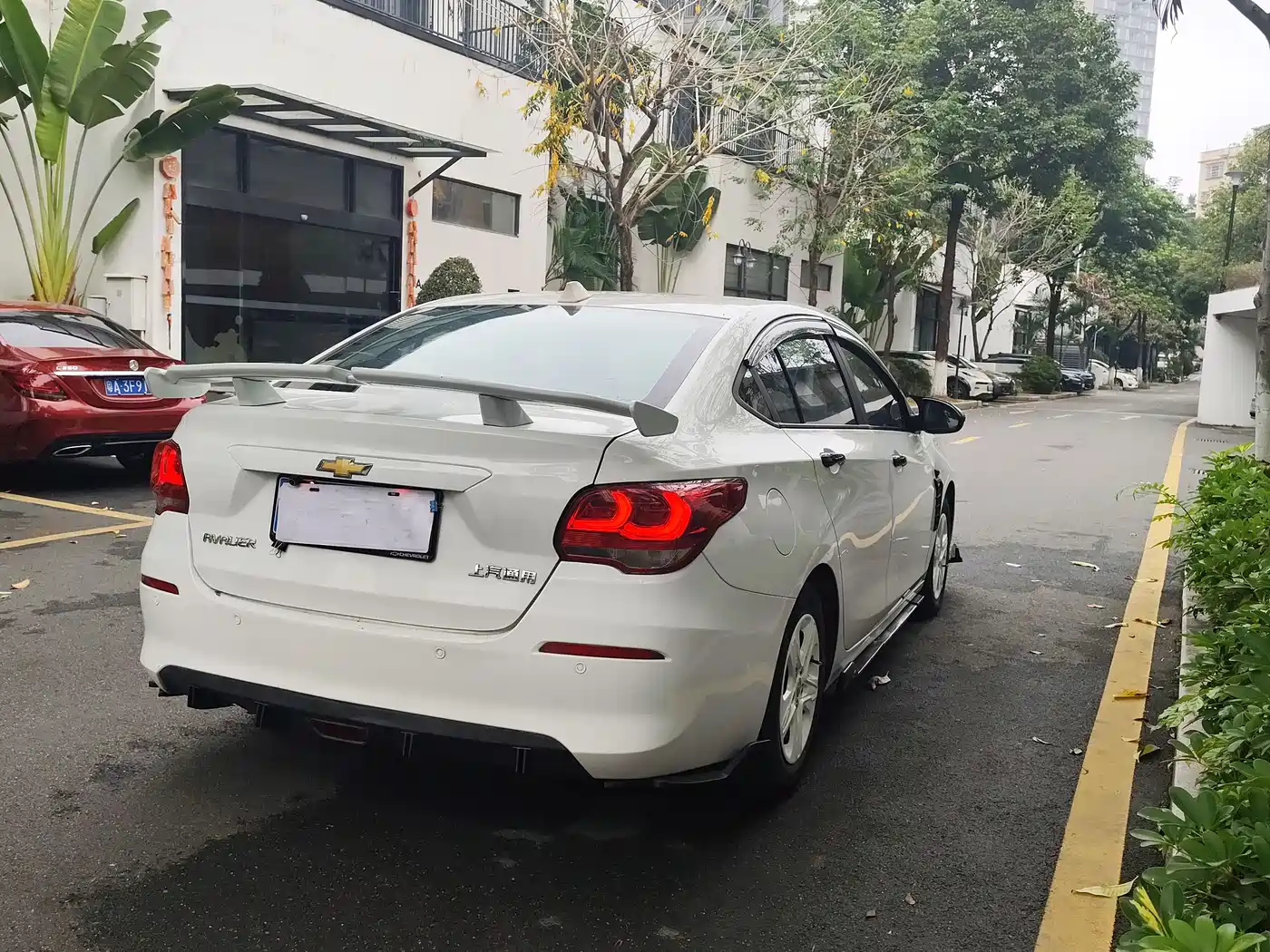 Chevrolet Cavalier 2018 320 Auto Enjoy Sunroof Edition фото 25