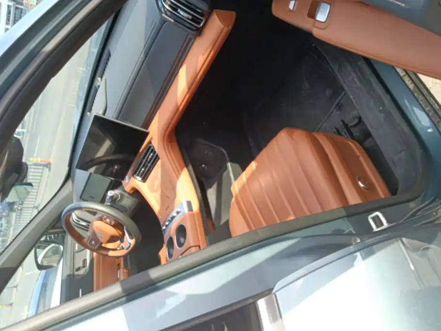Jetour X70L 2025 2025 2.0T Automatic Flagship 7-Seater