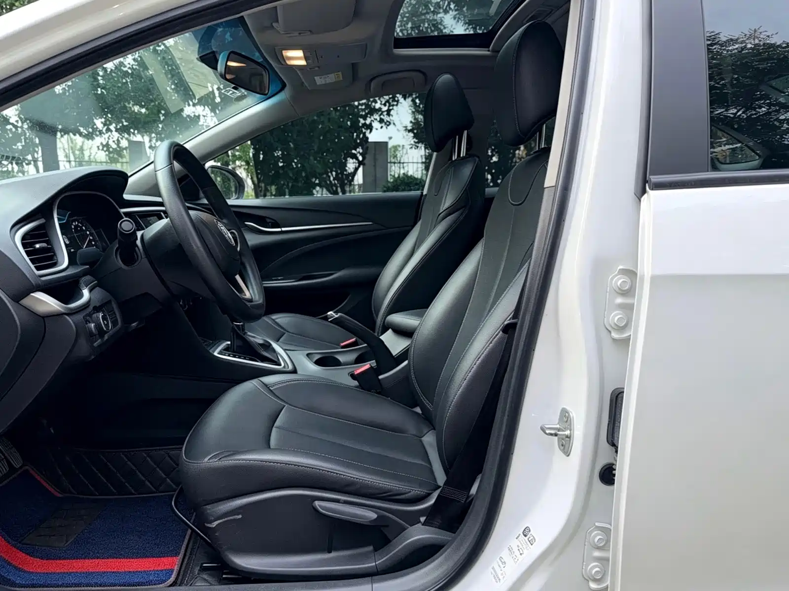 Фото 11 - Buick Excelle