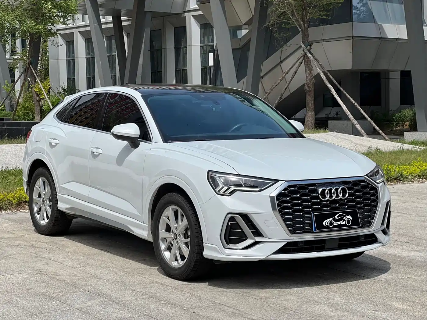 Audi Q3 Sportback 2022 35 TFSI Progressive фото 3
