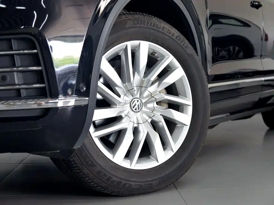 Volkswagen Touareg 2020 2019 2.0TSI Sharp Wing Edition China VI