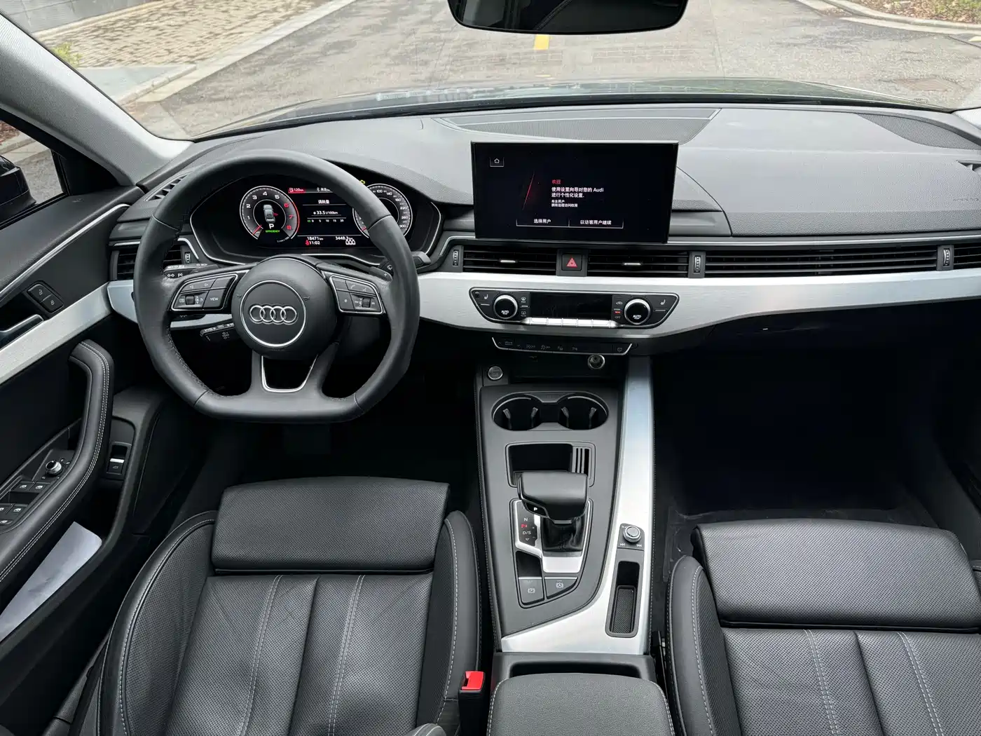 Audi A4L 2023 40 TFSI Luxury Sport фото 8