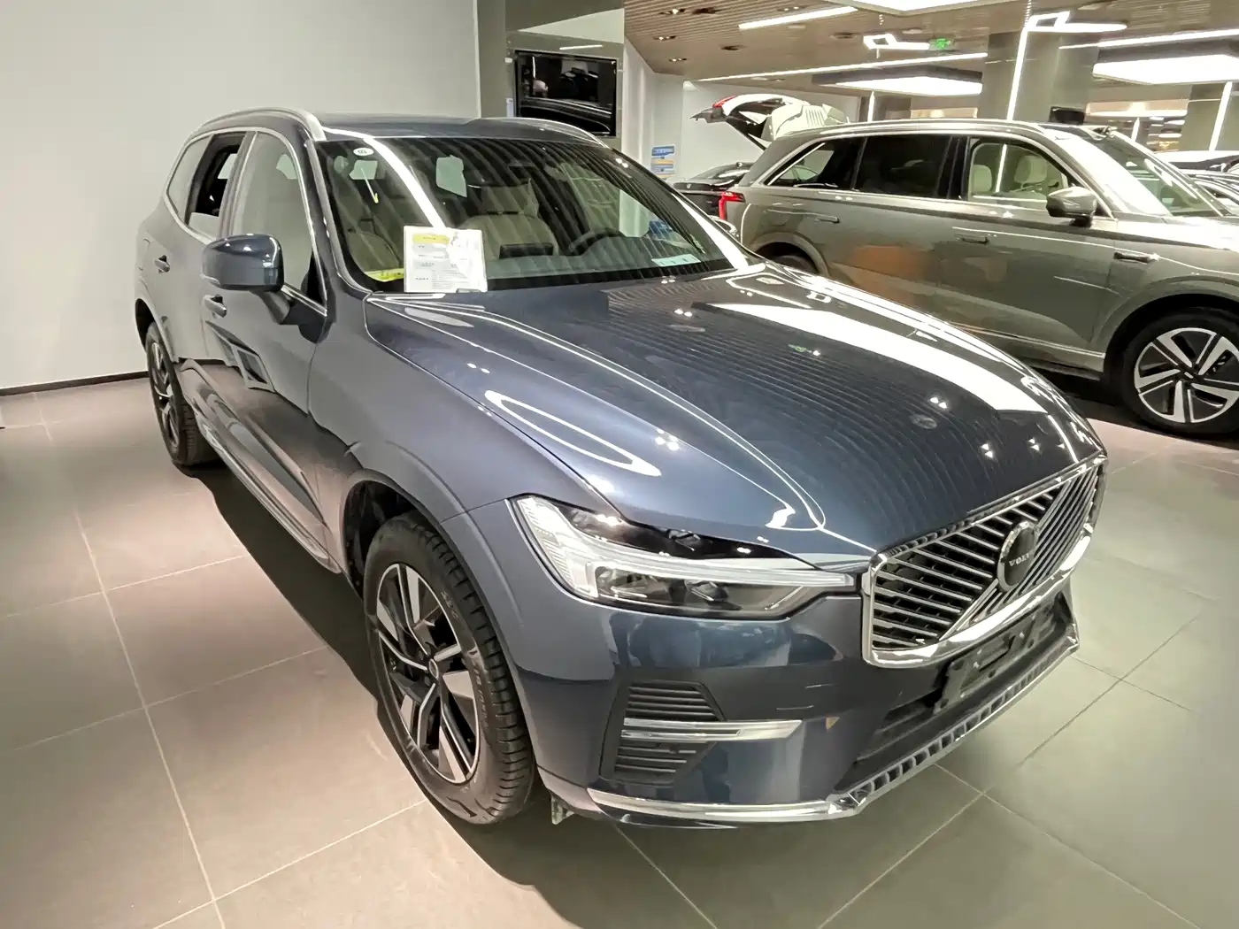 Volvo XC60 2026 2026 Model B5 AWD Premium Luxury