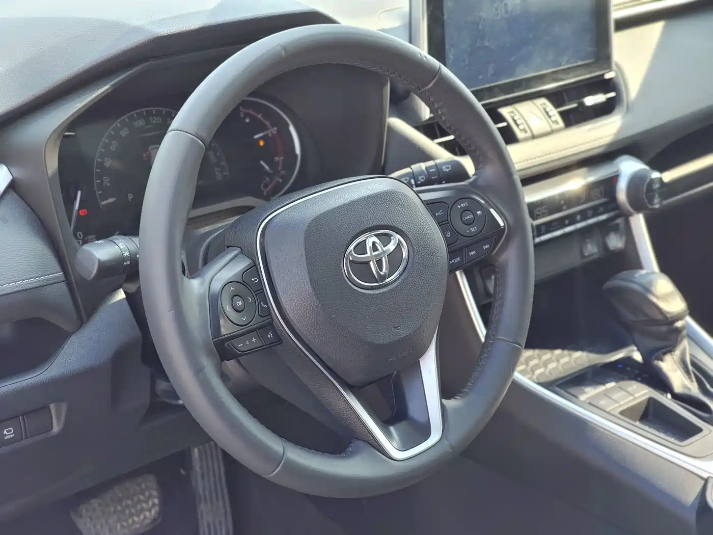 TOYOTA RAV4 RONGFANG