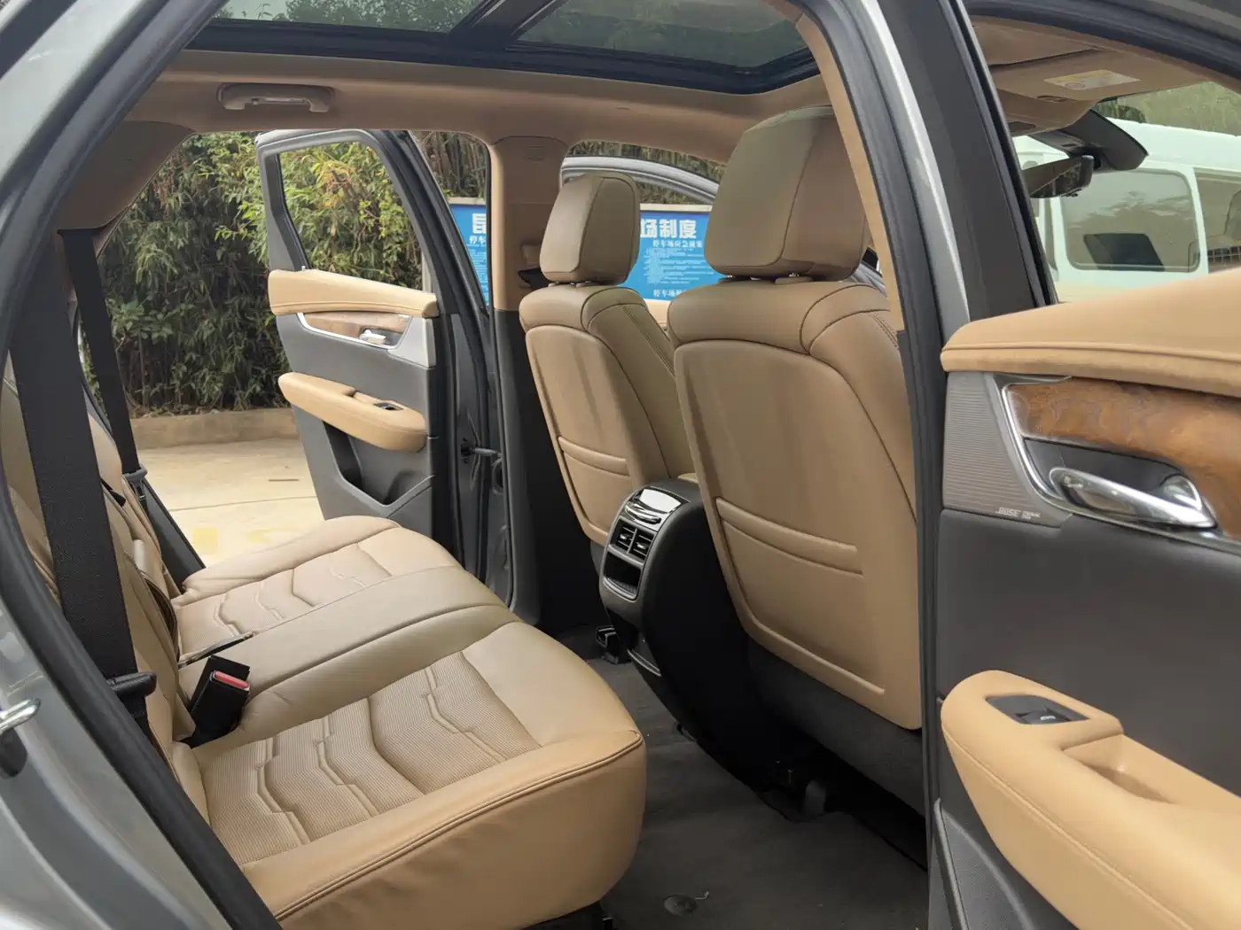 Cadillac XT5 2025 2022 2.0T 4WD Platinum