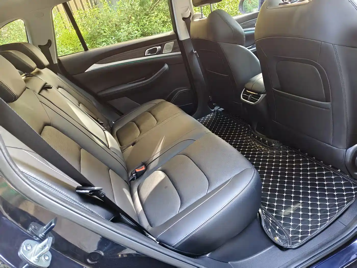 Skyworth Auto Skywell ET5 2021 2020 Model Pure Mind Smart Edition 410km