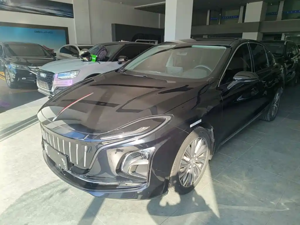 Hongqi E-QM5 2024 — пригон из Китая