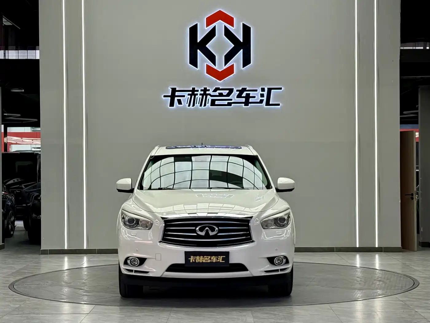 Infiniti JX 2013 JX35 AWD All-Round Edition фото 2