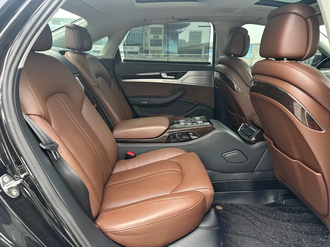 Audi A8 2014 A8L 45 TFSI quattro Luxury фото 26