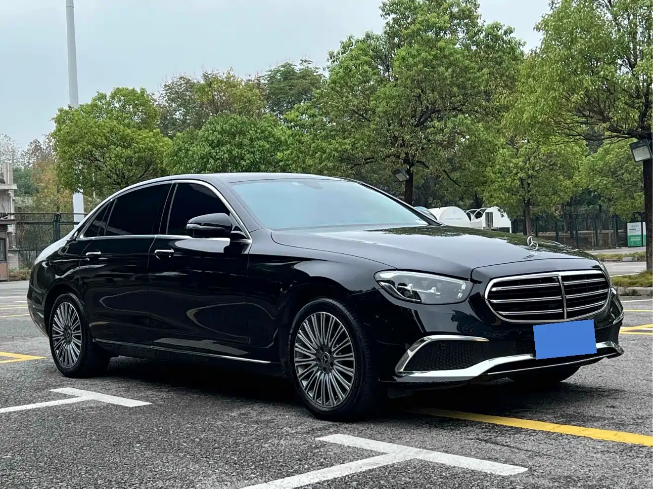 Mercedes-Benz E-Class 2023 E 300 L Luxury фото 3