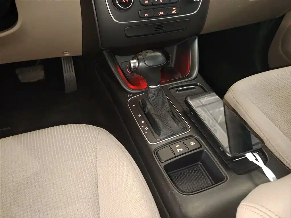 Kia Sorento 2013 2.4L 5-seat Gasoline Comfort (China IV) фото 10