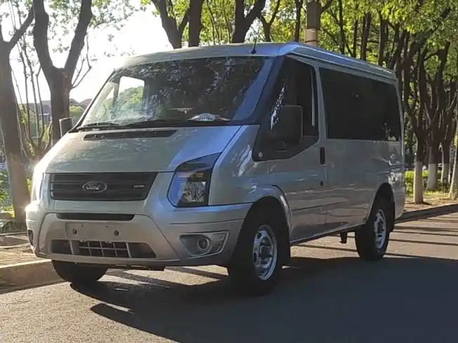 Ford New Generation Transit 2018 2019 2.2T Multi-function Short Wheelbase Medium-Low Roof 6-seat China VI
