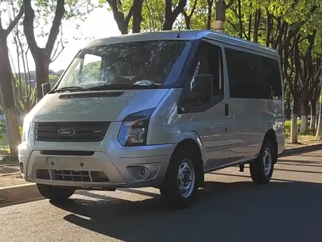Ford New Generation Transit 2019 2.2T Multi-function Short Wheelbase Medium-Low Roof 6-seat China VI