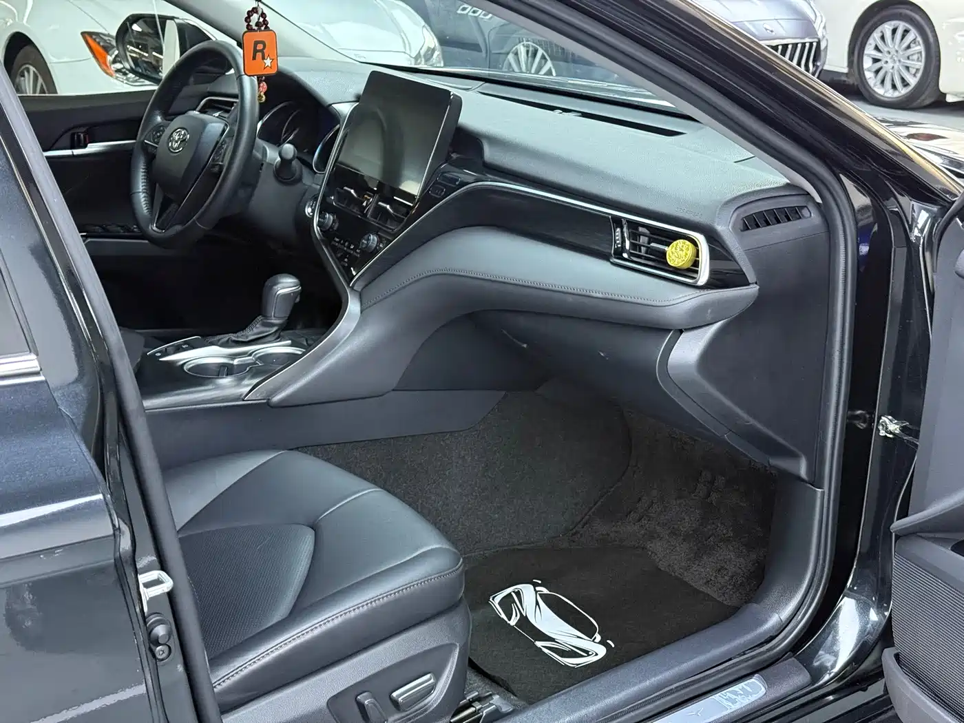 Toyota Camry 2023 2.0G Luxury Edition фото 5