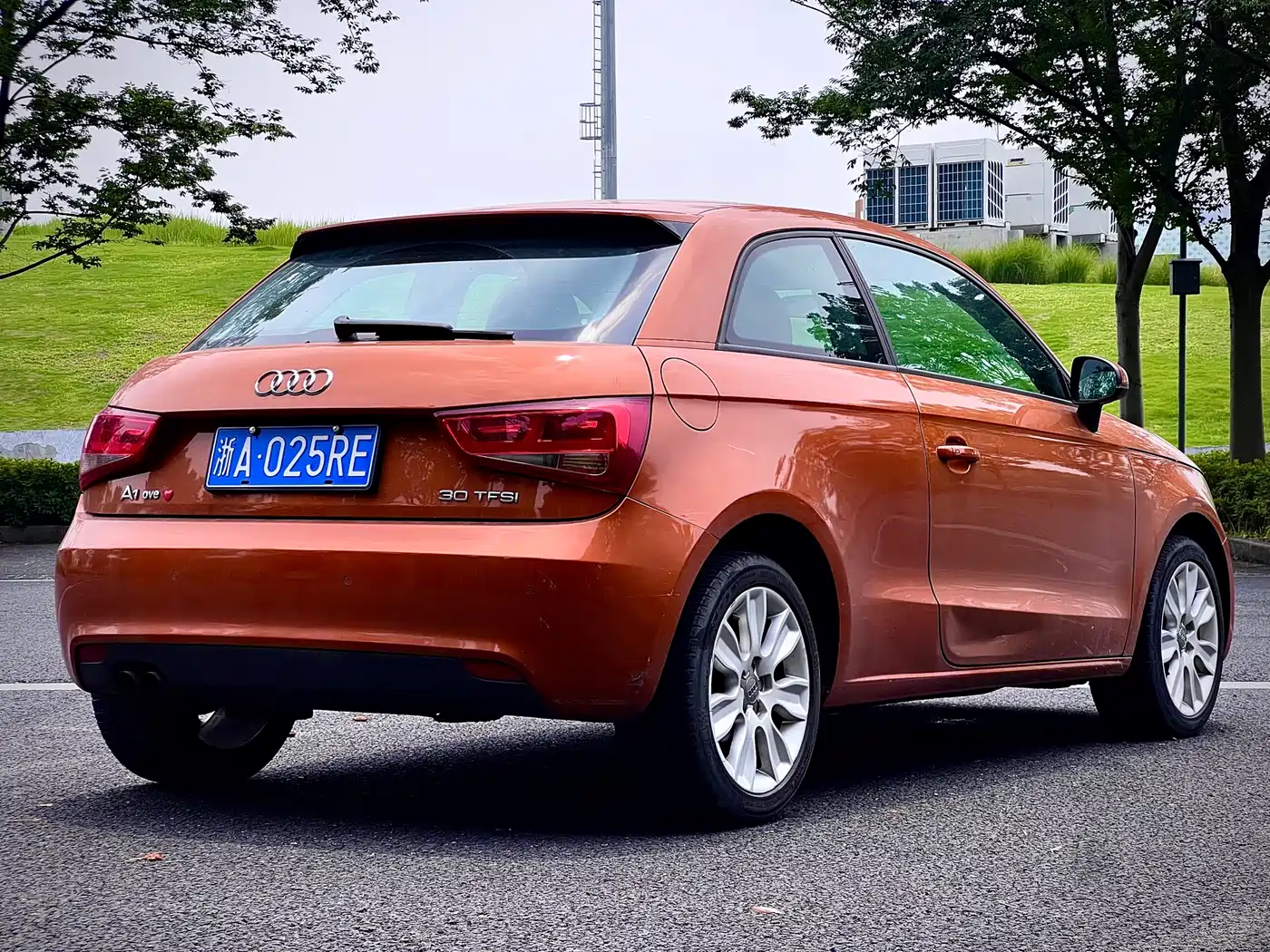 Audi A1 2015 2014 30 TFSI Fashion