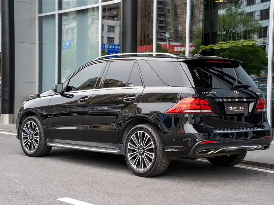 Mercedes-Benz GLE 2018 GLE 400 4MATIC Ultimate Edition фото 8