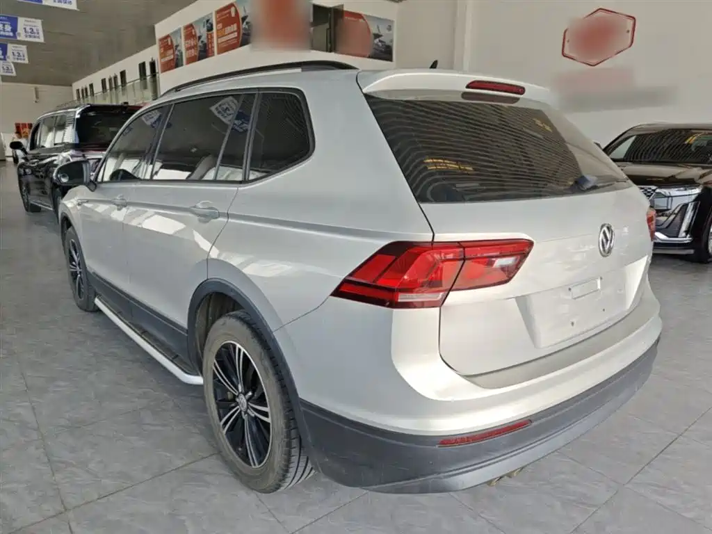 Volkswagen Tiguan L 2019 330TSI Automatic 2WD Trend Edition China VI фото 5