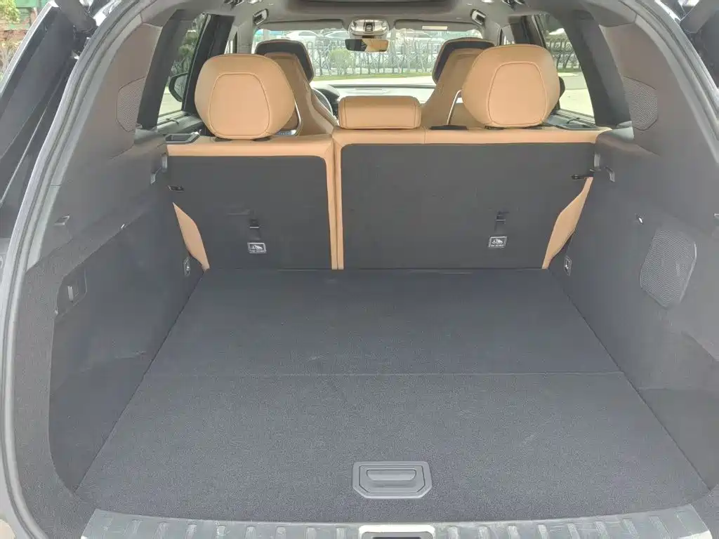 Lynk & Co 09 2025 2024 2.0T 4WD Sport Edition 5-Seater