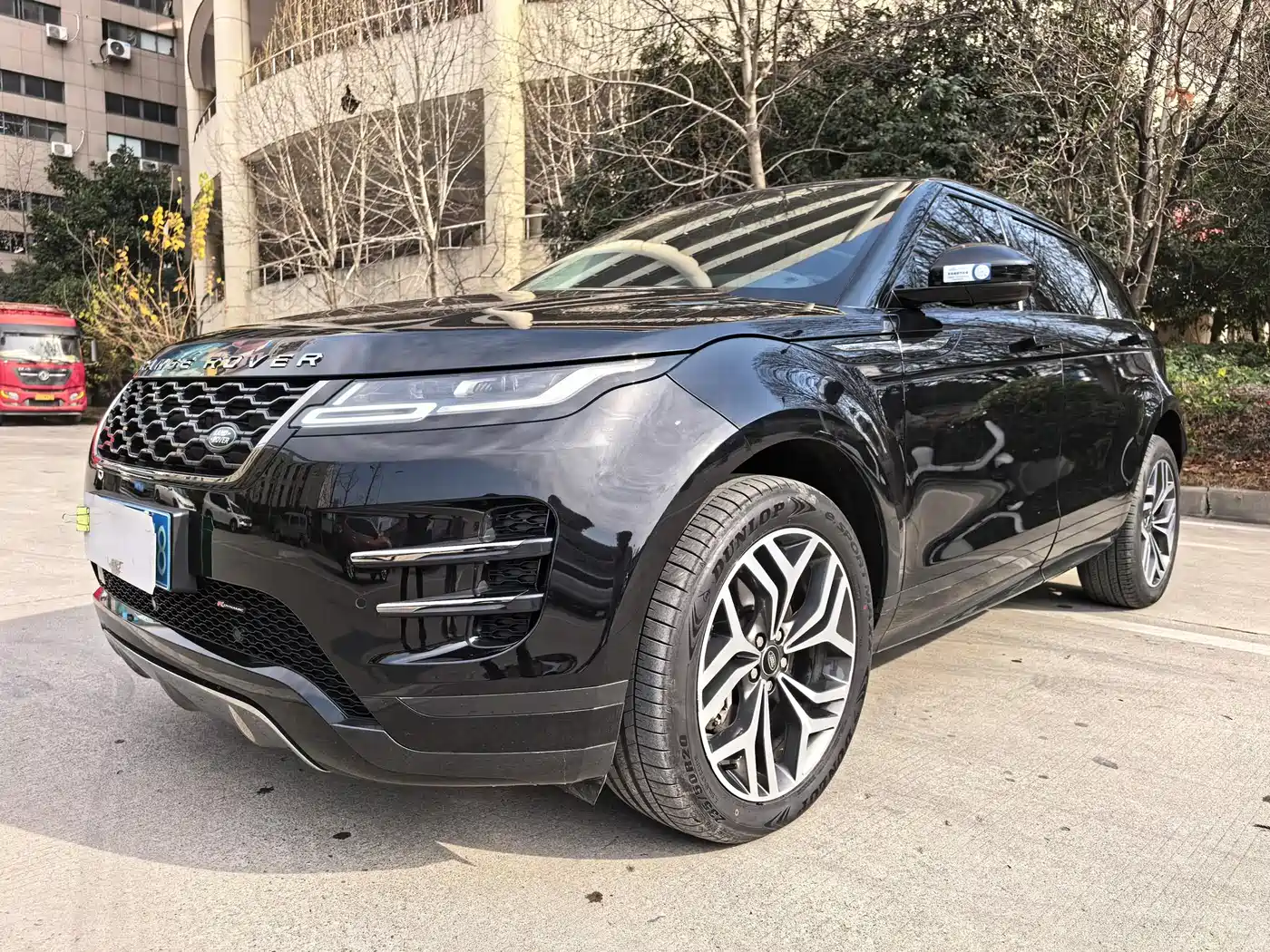 Land Rover Range Rover Evoque 2024 Range Rover Evoque L 249PS Light Master Edition фото 4