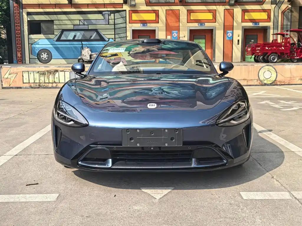 Фото 2 - Xiaomi Auto Xiaomi SU7
