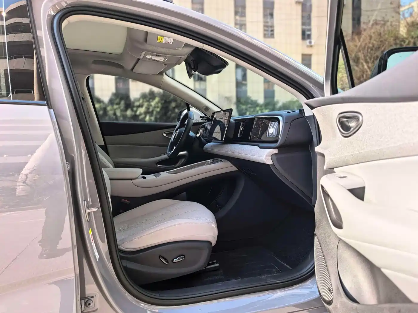 BYD Hai Shi 05 EV 2025 520KM Smart Navigation Edition фото 10