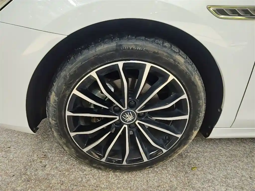 BYD Qin PLUS 2023 Champion Edition EV 610KM Excellence фото 23
