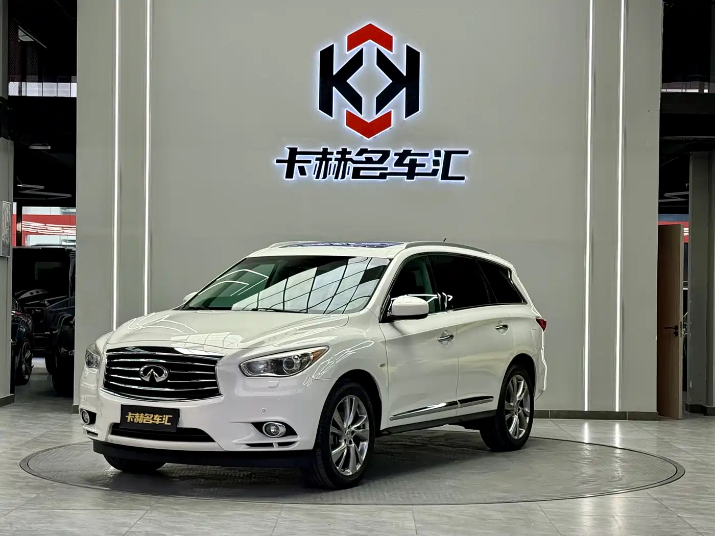 Infiniti JX 2013 JX35 AWD All-Round Edition фото 3