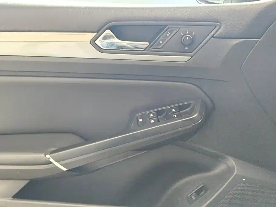 Volkswagen Lamando 2015 2015 280TSI DSG Comfort