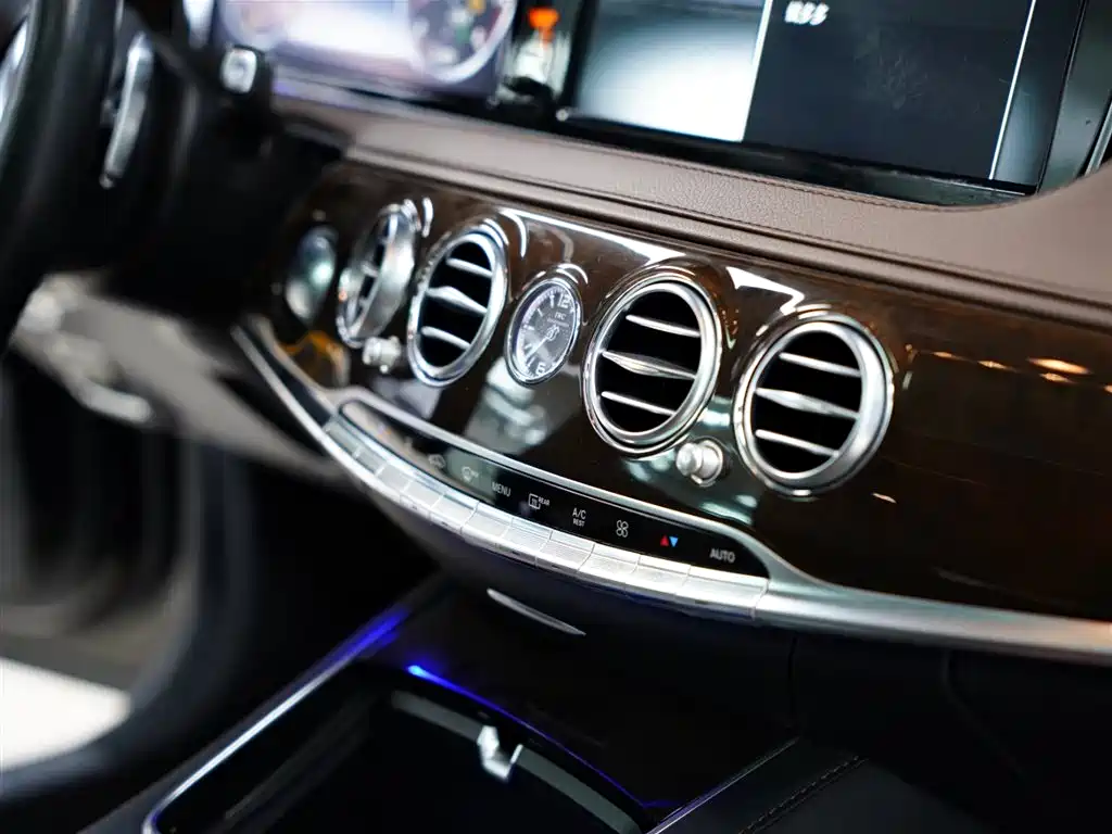 Mercedes-Benz Maybach S-Class 2016 S 400 4MATIC фото 42