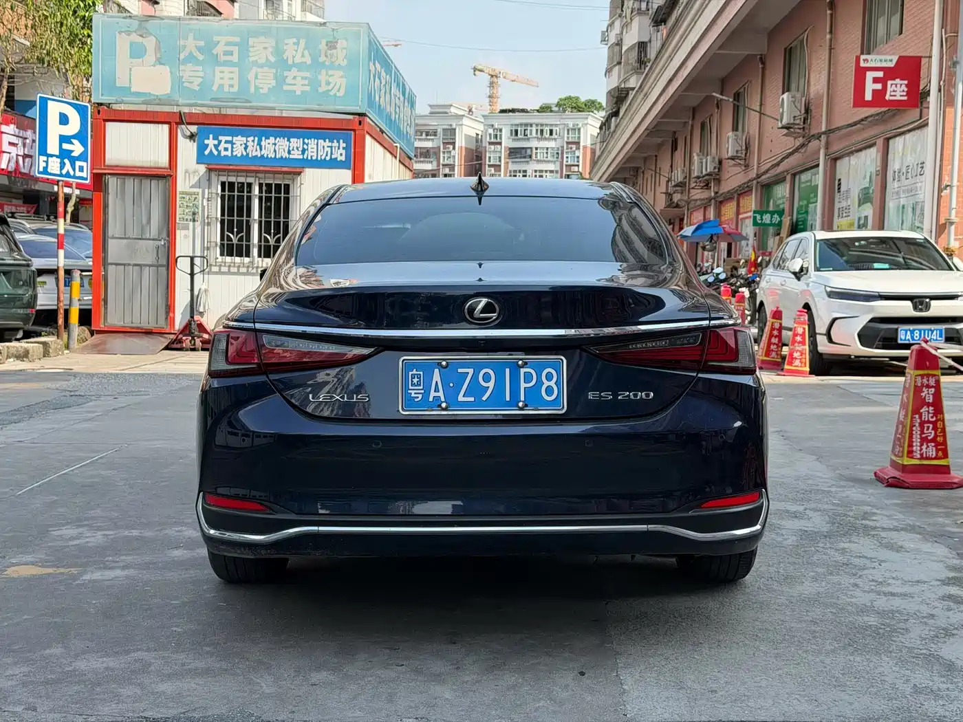 Lexus ES 2021 200 Excellence Edition фото 7