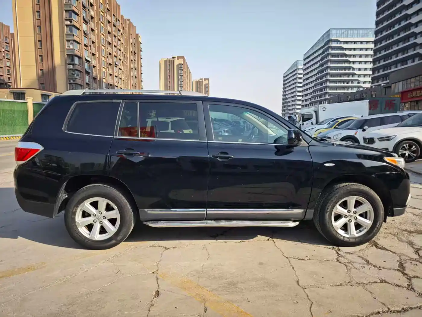 Toyota Highlander 2012 2.7L 2WD 5-seater Elite Edition фото 3