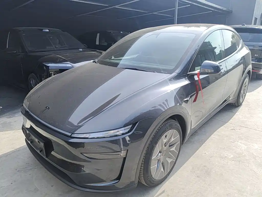 Tesla Model Y L 2025 Facelift Long Range AWD