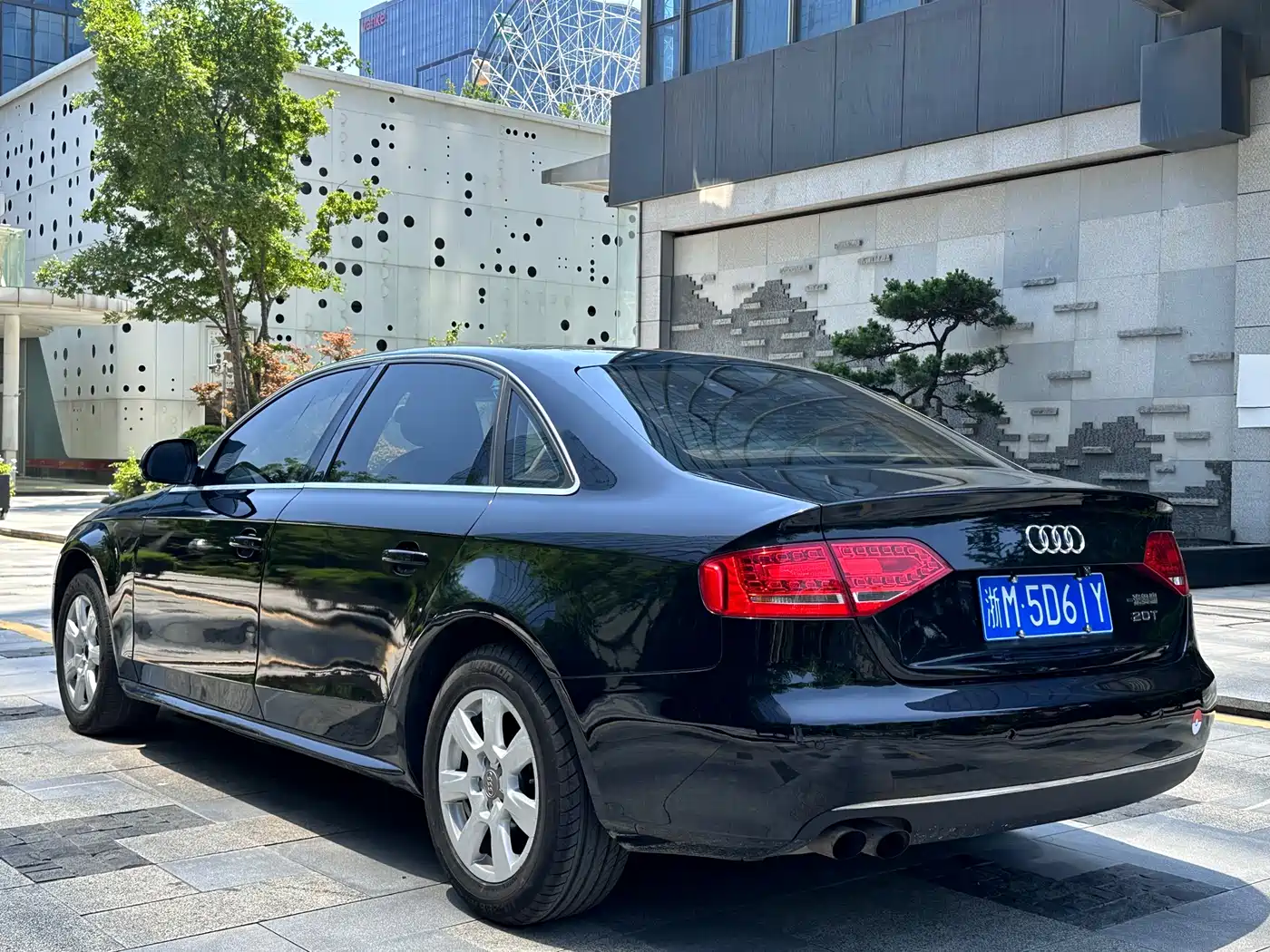 Audi A4L 2012 2.0 TFSI Auto Standard фото 6