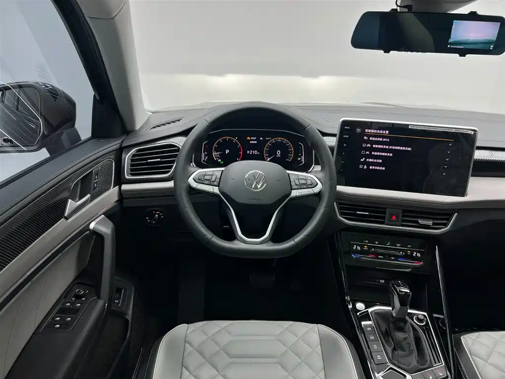 Volkswagen Tayron 2023 280TSI 2WD Luxury Plus Advanced Edition фото 14