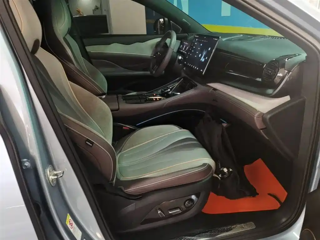 BYD Frigate 07 2023 DM-i 100KM Premium фото 25