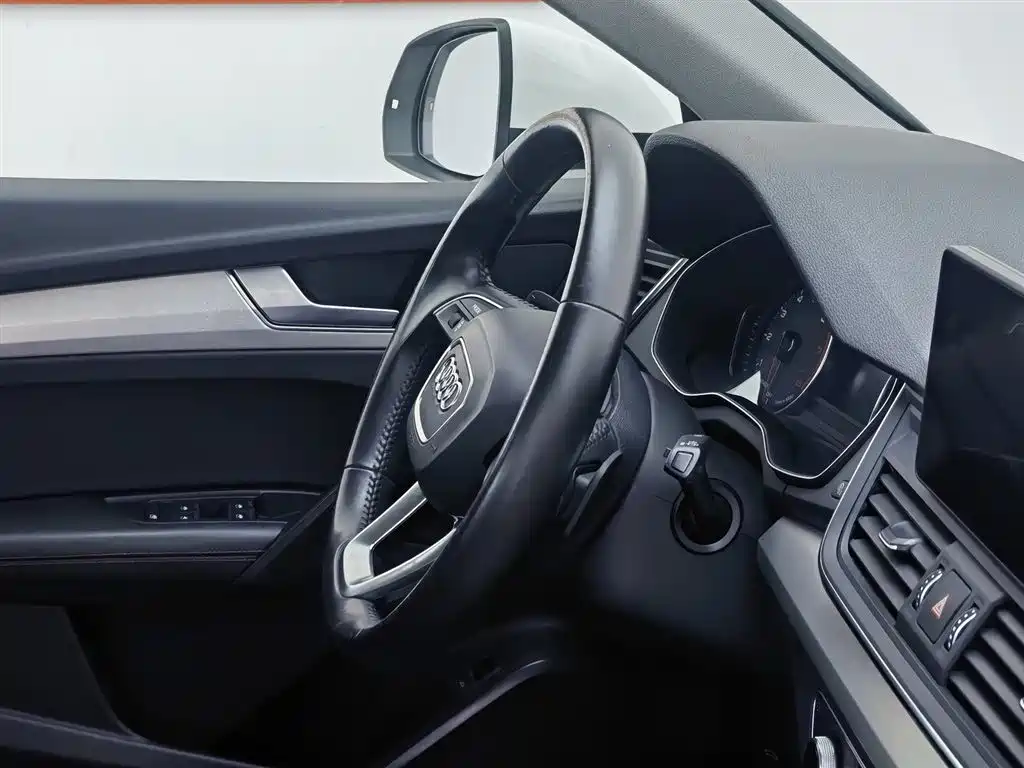 Audi Q5L 2020 Facelift 40 TFSI Honor Progressive фото 22