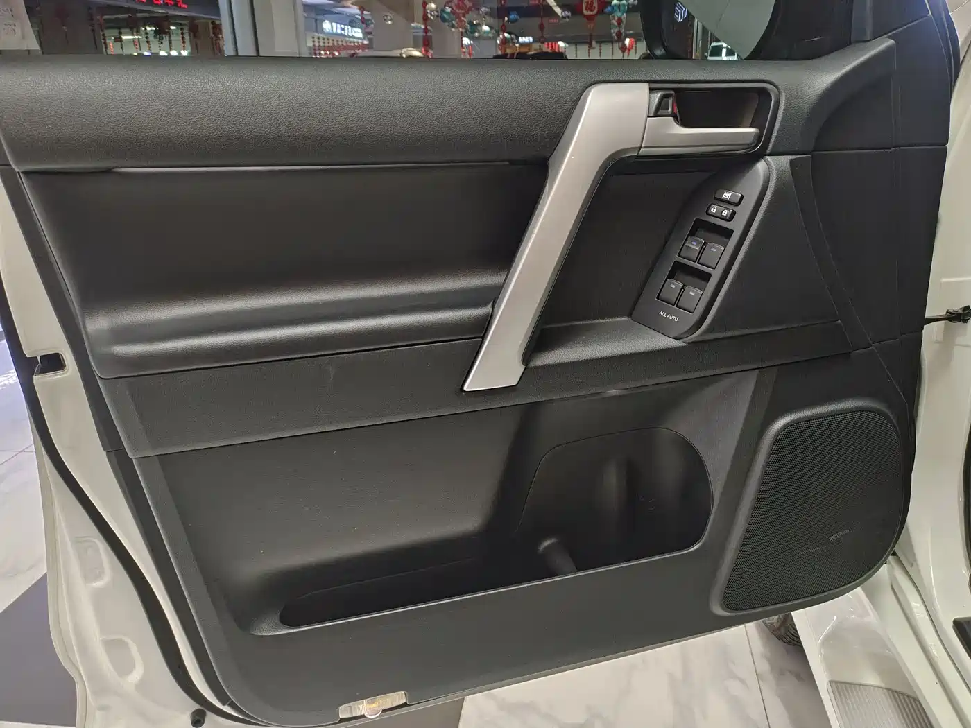Toyota Prado 2019 3.5L Automatic TX-L Zunxiang Edition фото 5