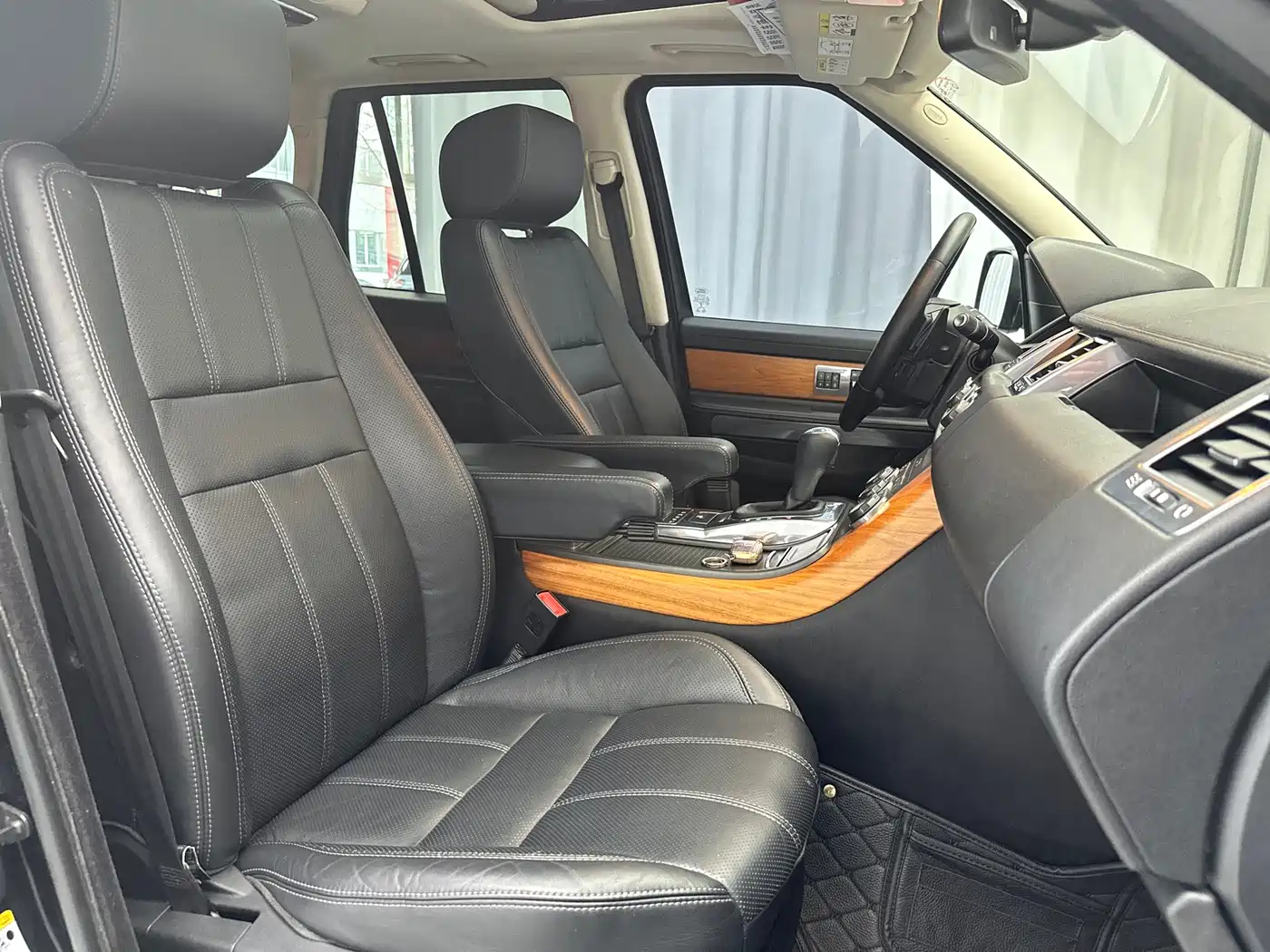 Land Rover Range Rover Sport 2013 5.0 NA V8 HSE фото 43